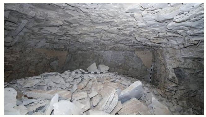 Thutmosis II's first tomb